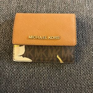 AUTHENTIC: Michael Kors Brown Mini Wallet
